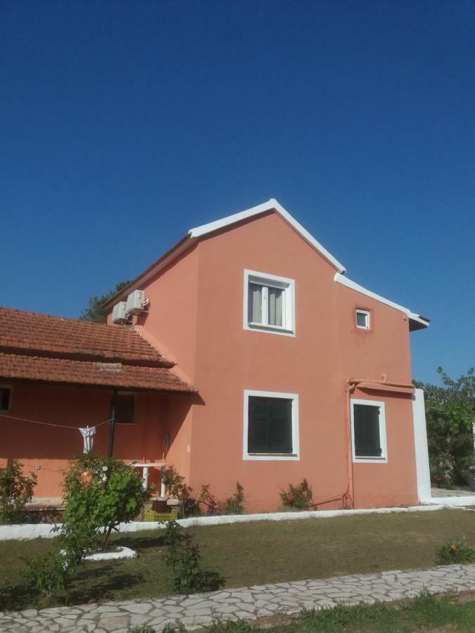 Apartment Maria *